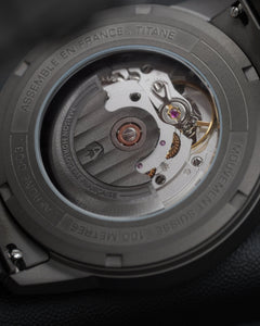 C-03 Carbon Fury lume