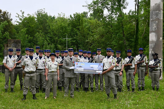 AKRONE, Maison horlogère engagée pour nos héros ! 60 000 € de don pour les familles de nos militaires endeuillés