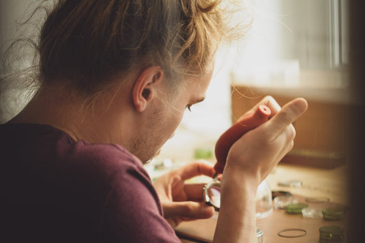 Made in France en horlogerie : ce que ça veut dire, ce que ça ne veut pas dire, et pourquoi la transparence compte